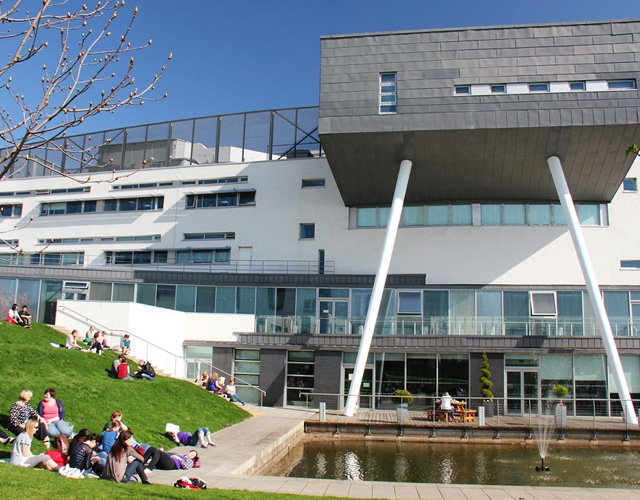 爱丁堡玛格丽特女王大学